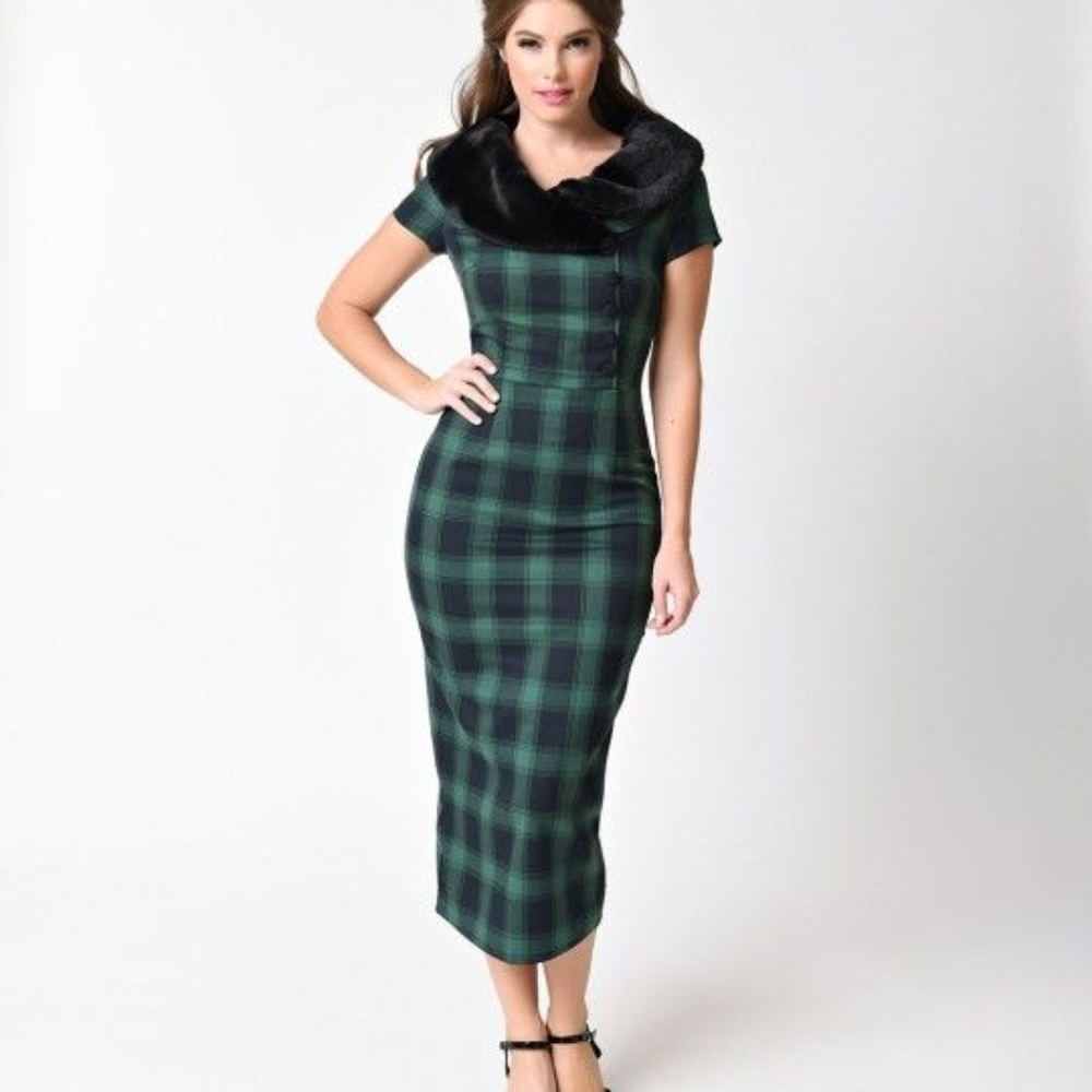Rachel dress, green plaid, detachable fur collar